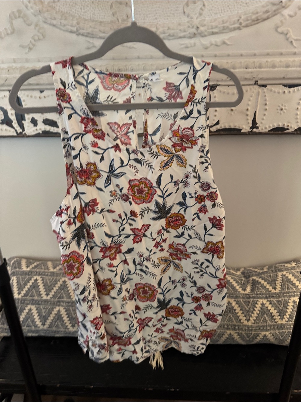Old Navy White Floral Sleeveless Camisole with Pink & Mustard Flowers